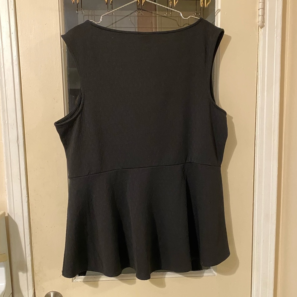 My FAVORITE black peplum top from Torrid 😍 - Picture 4 of 5